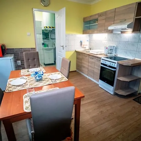 Krisztina Apartman Nagykanizsa Extérieur photo